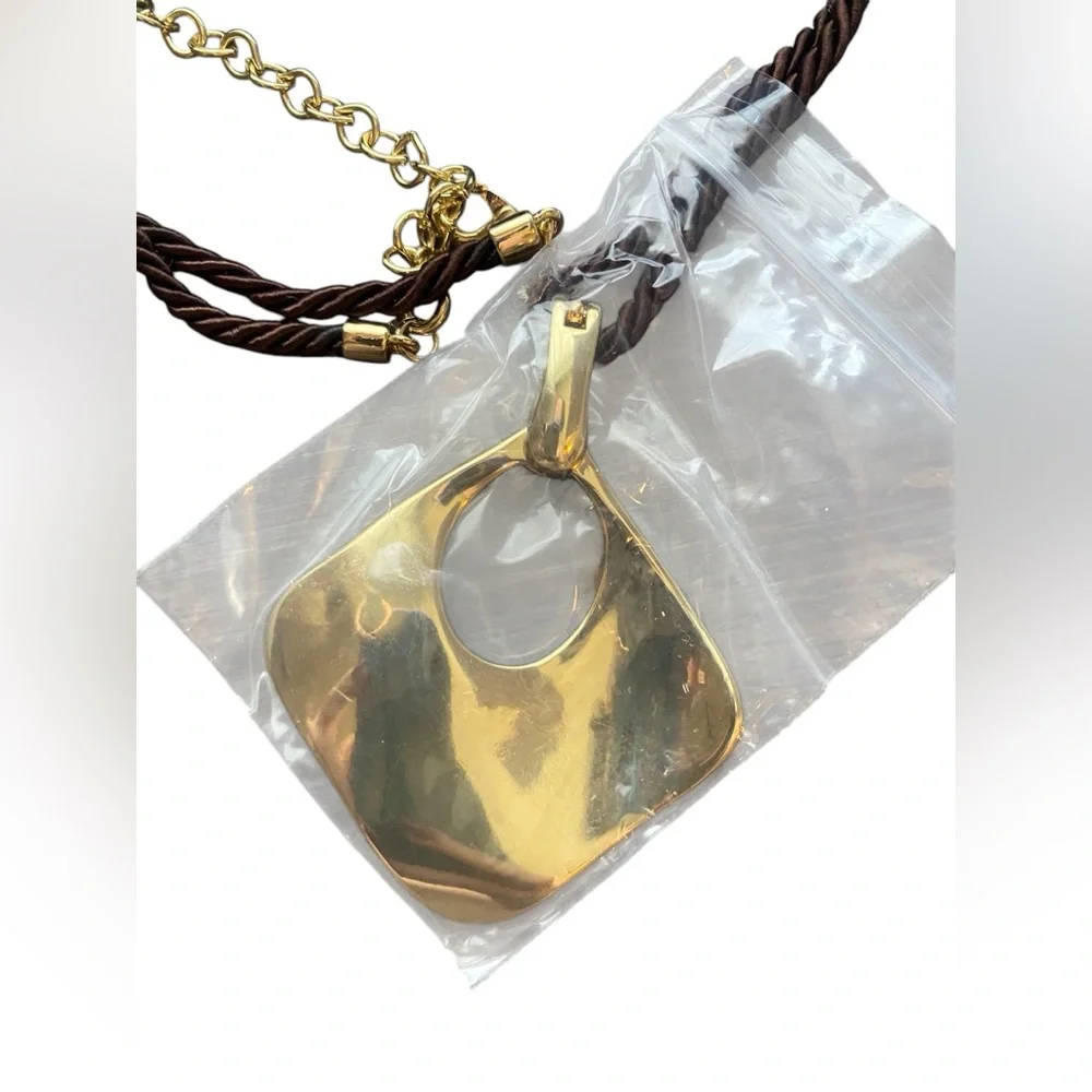 NWT Premier Designs Gold Tone Pendant Corded Necklace